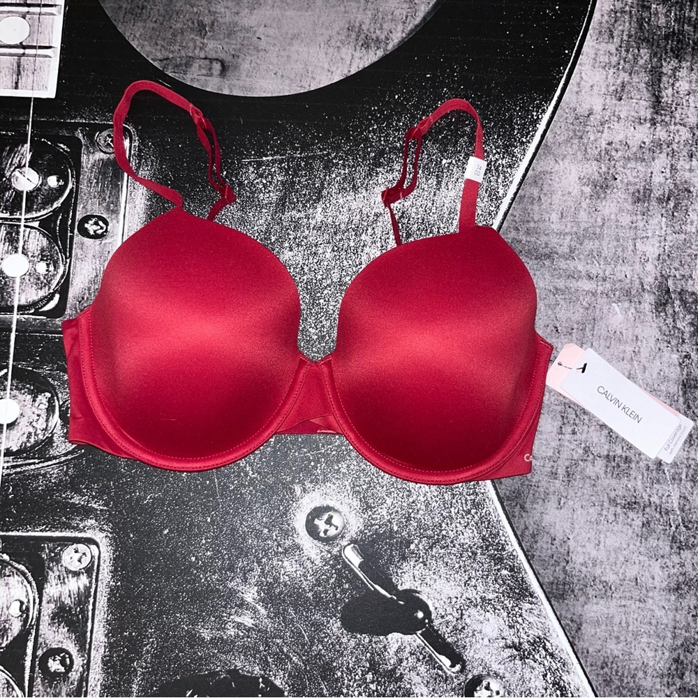 NWT Calvin Klein Bra
